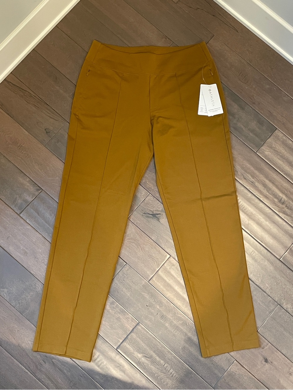 NWT Athleta Ochre/Dark Gold Eastbound Straight Pants - Size 16 Tall